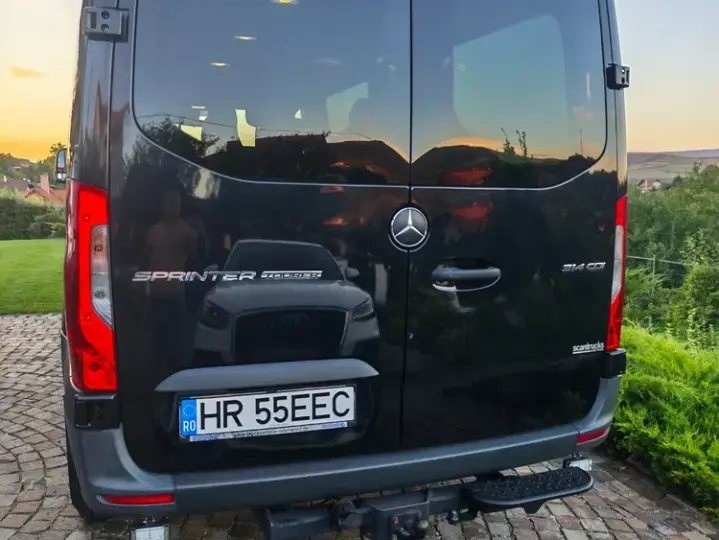 Mercedes-Benz Sprinter