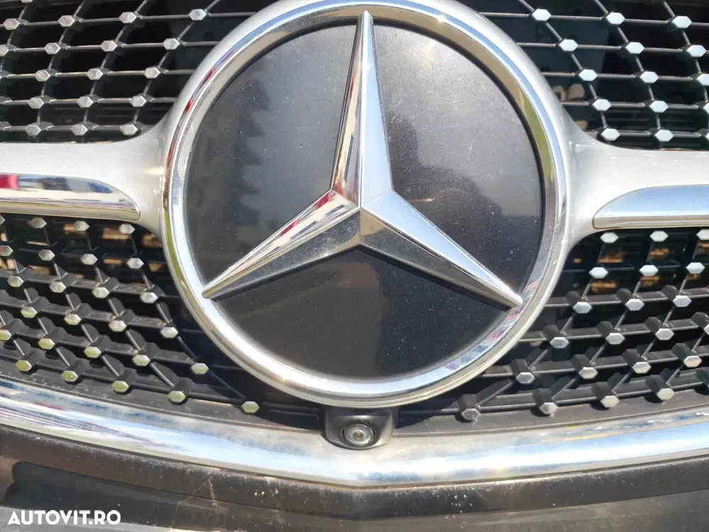 Mercedes-Benz V 300 d Lang 4Matic 9G-TRONIC Avantgarde — imagine 5