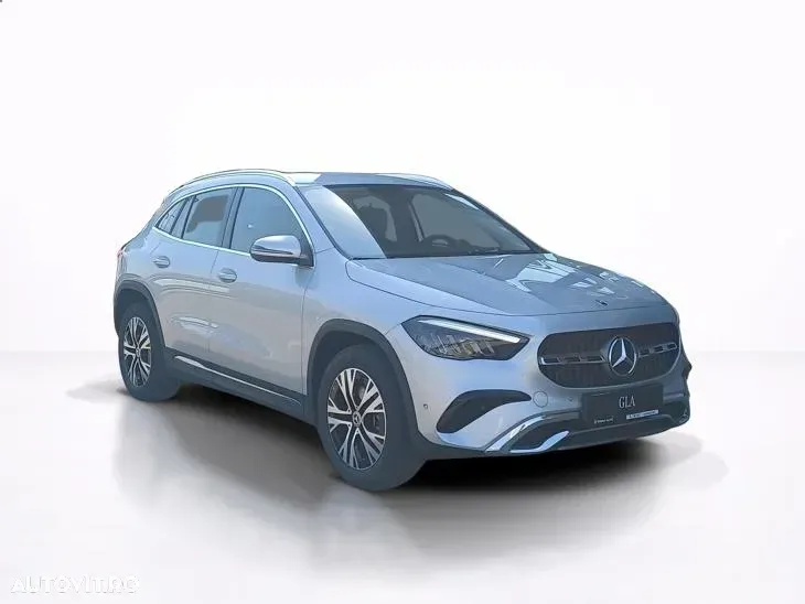 Mercedes-Benz GLA H247 180 MHEV — imagine 2
