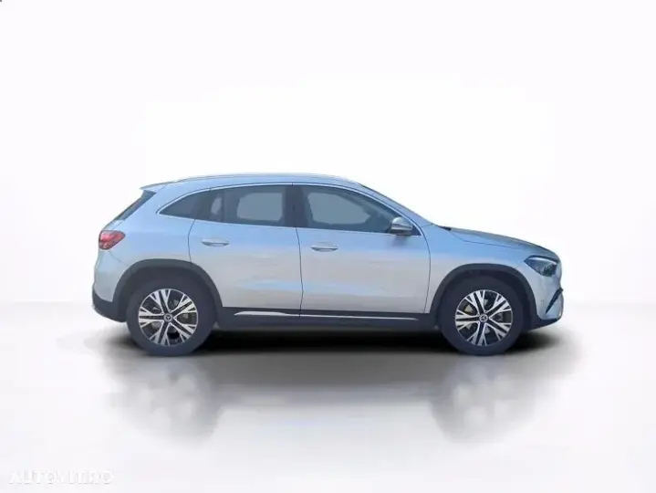 Mercedes-Benz GLA H247 180 MHEV
