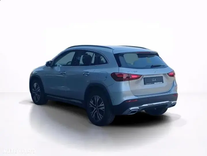 Mercedes-Benz GLA H247 180 MHEV