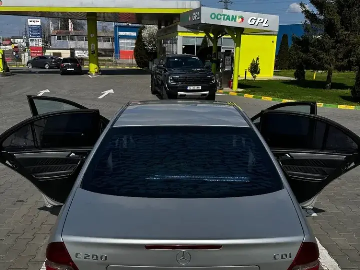 Mercedes-Benz C W203 200 CDI Avantgarde