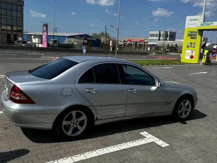 Mercedes-Benz C W203 200 CDI Avantgarde