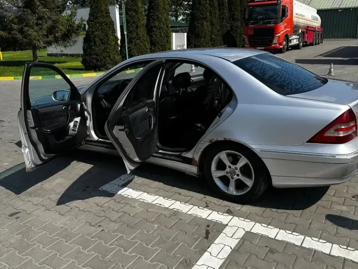 Mercedes-Benz C W203 200 CDI Avantgarde