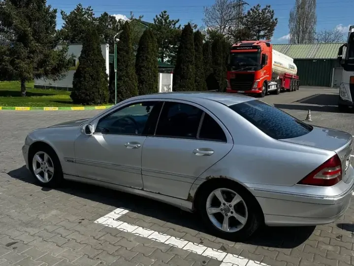 Mercedes-Benz C W203 200 CDI Avantgarde