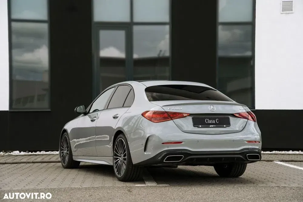 Mercedes-Benz C — imagine 3