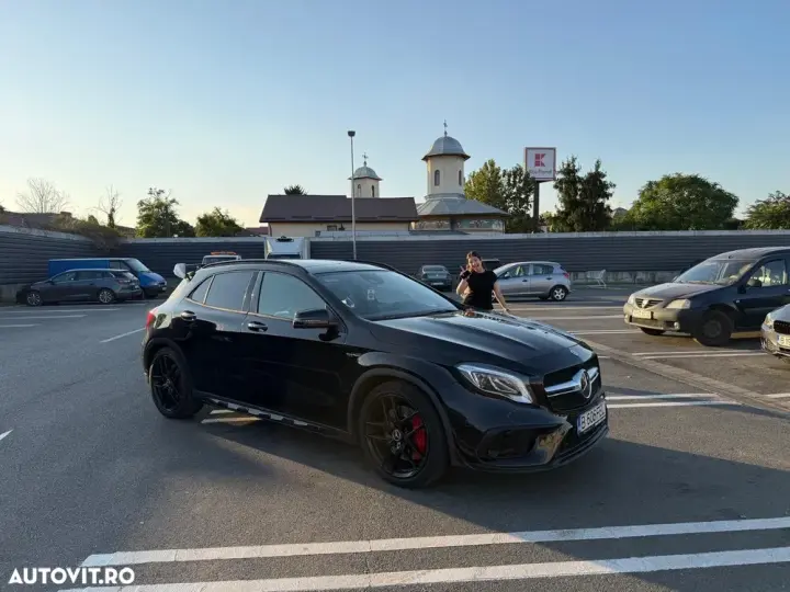 Mercedes-Benz GLA X156