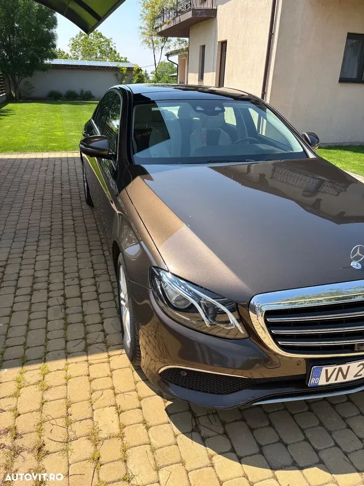 Mercedes-Benz E W213 220 d 9G-TRONIC — imagine 3