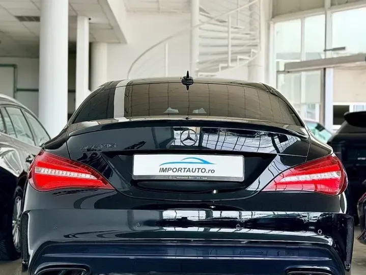 Mercedes-Benz CLA 180