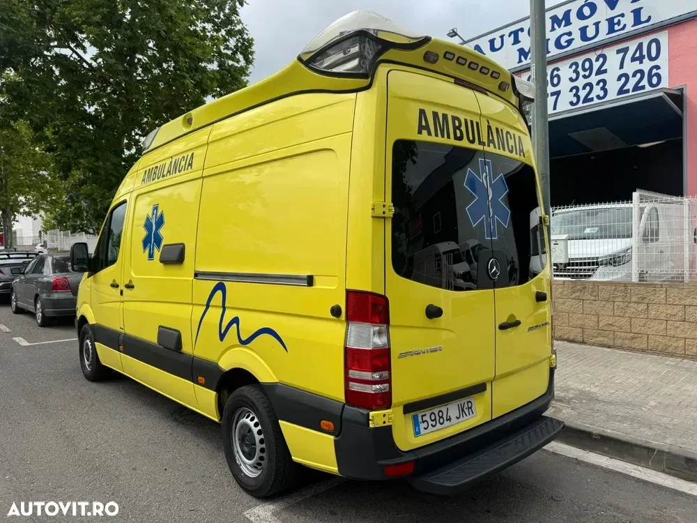 Mercedes-Benz Sprinter 906.211 7G-TRONIC Plus — imagine 4
