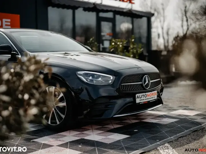 Mercedes-Benz E W213 300 de 9G-TRONIC AMG Line