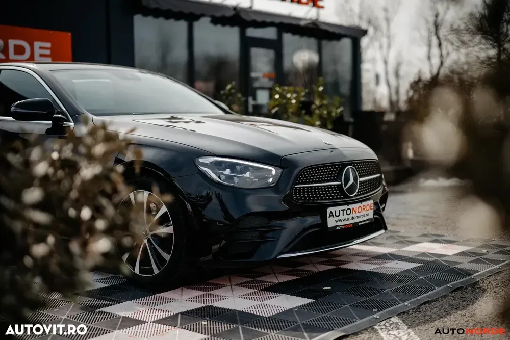 Mercedes-Benz E W213 300 de 9G-TRONIC AMG Line — imagine 4