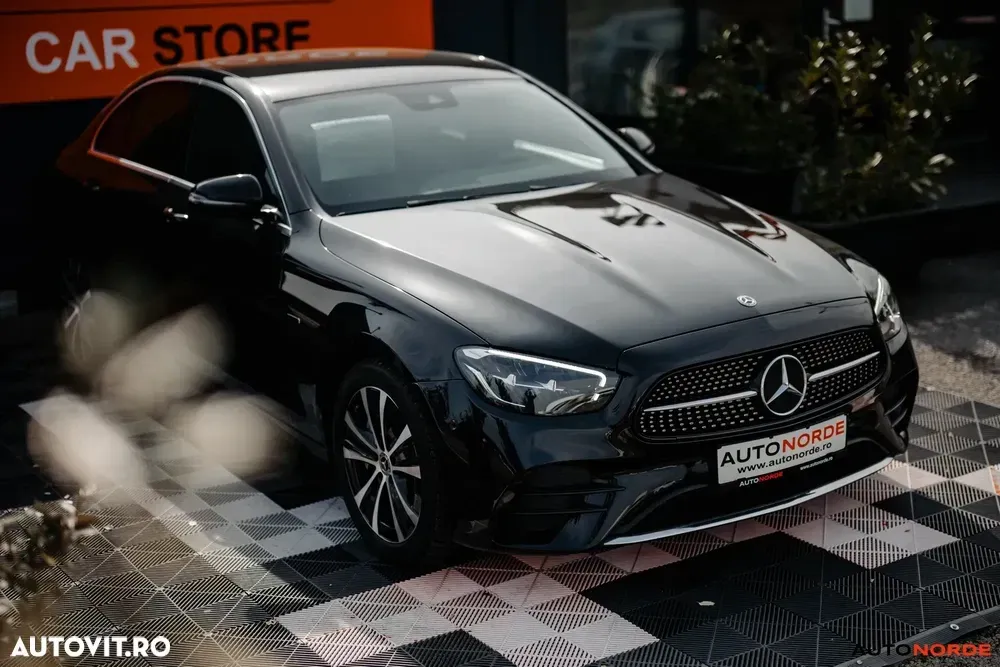 Mercedes-Benz E W213 300 de 9G-TRONIC AMG Line — imagine 3