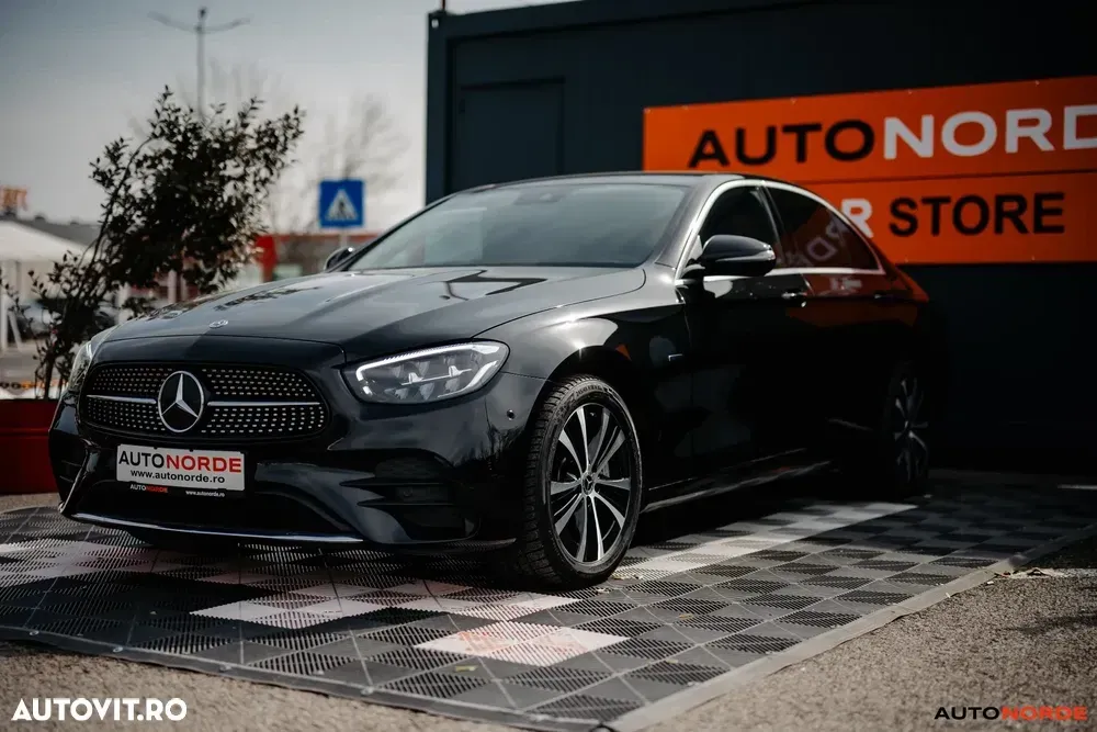 Mercedes-Benz E W213 300 de 9G-TRONIC AMG Line — imagine 6