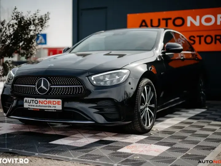Mercedes-Benz E W213 300 de 9G-TRONIC AMG Line