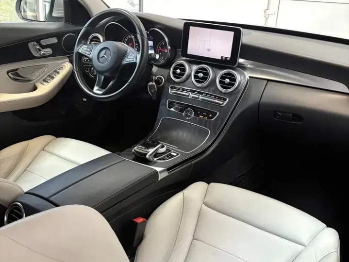 Mercedes-Benz C W205 220 d 7G-TRONIC Avantgarde