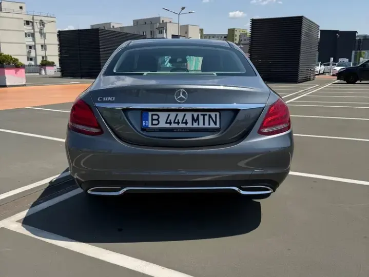 Mercedes-Benz C W205 180 9G-TRONIC Avantgarde
