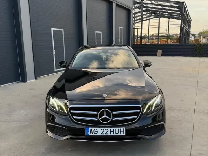 Mercedes-Benz E 220 d Aut.