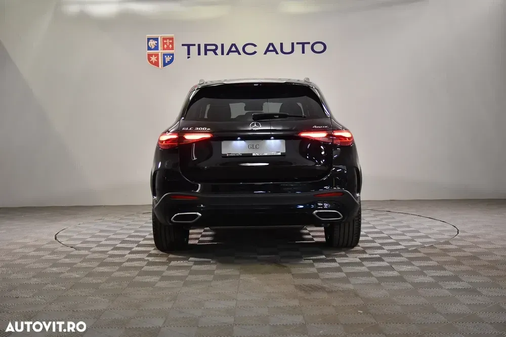 Mercedes-Benz GLC X254 300 e 4MATIC PHEV — imagine 4