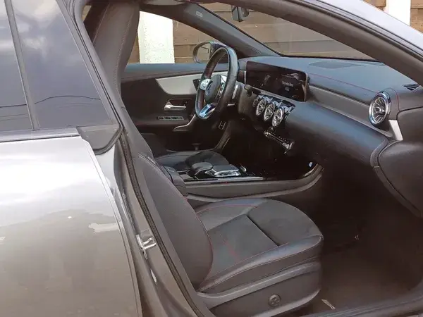 Mercedes-Benz CLA 220 C118
