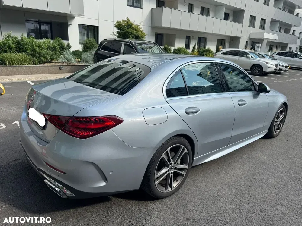 Mercedes-Benz C W206 200 MHEV — imagine 4