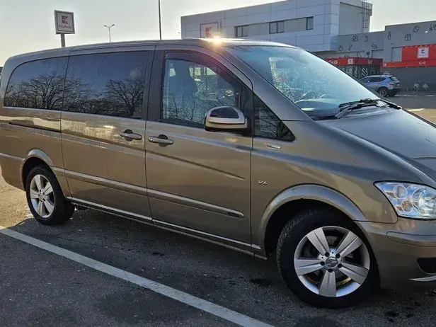Mercedes-Benz Viano 3.0 CDI DPF lang Automatik Avantgarde