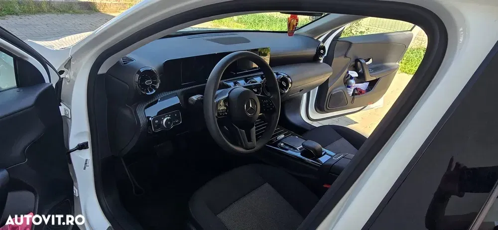 Mercedes-Benz A 180 — imagine 5
