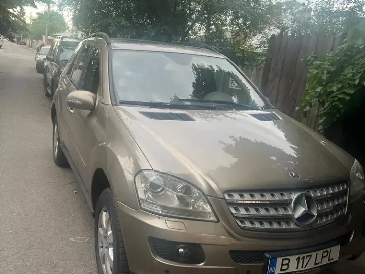 Mercedes-Benz ML W164