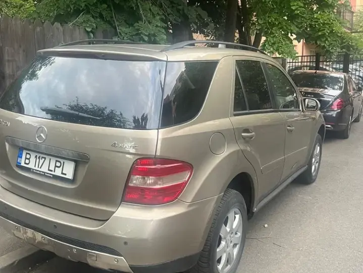 Mercedes-Benz ML W164