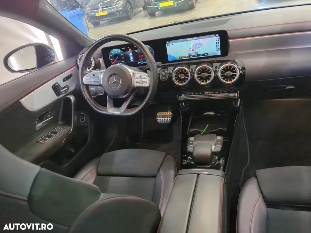 Mercedes-Benz CLA 200 C118 7G-DCT Edition AMG Line — imagine 3