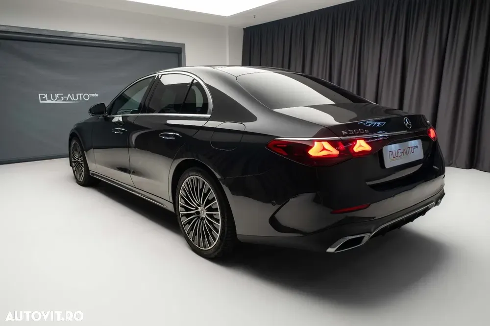 Mercedes-Benz E W214 — imagine 6