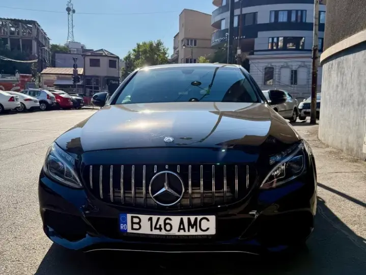 Mercedes-Benz C