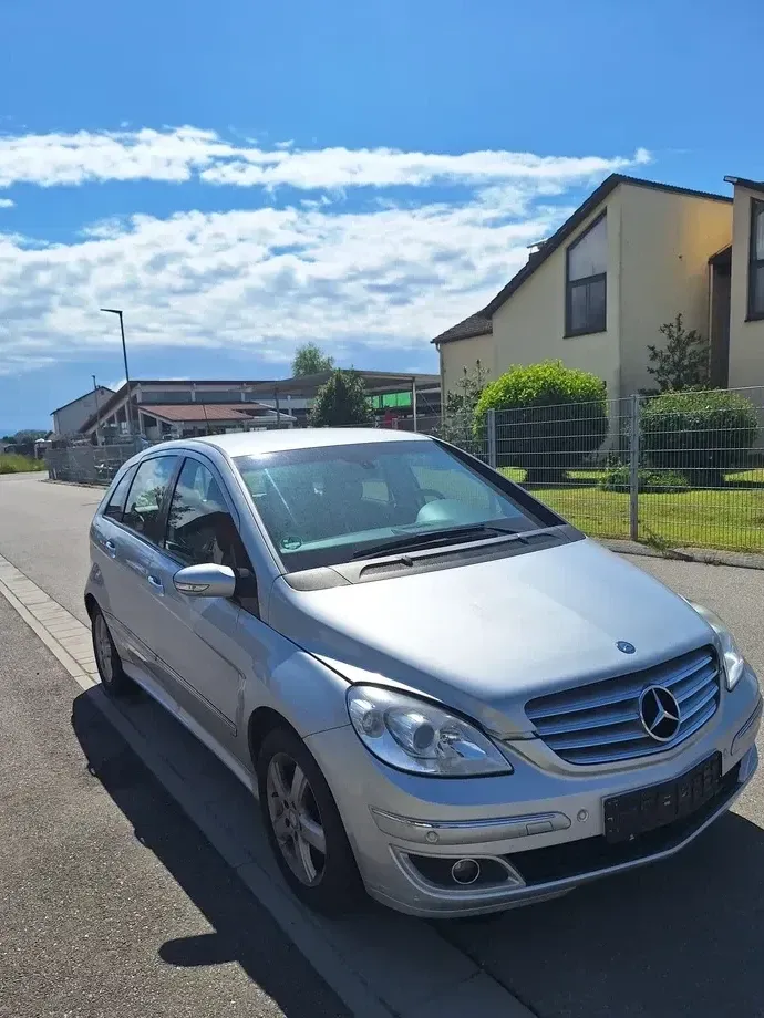 Mercedes-Benz B 150 W245 — imagine 2