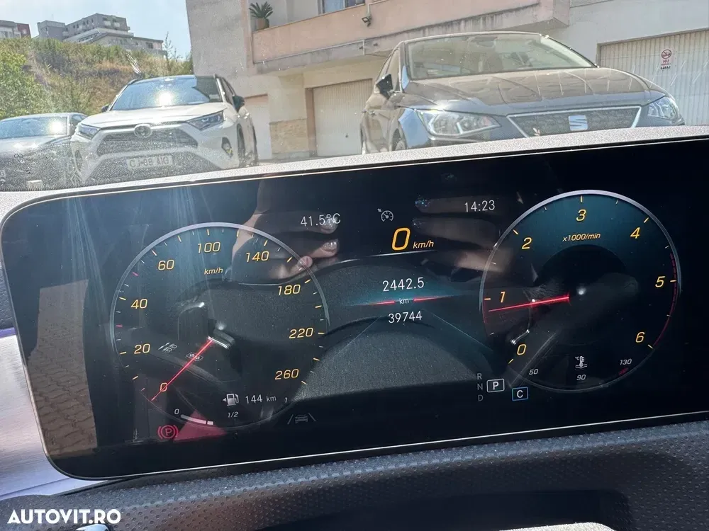 Mercedes-Benz CLA 200 — imagine 3