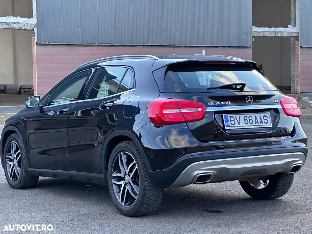 Mercedes-Benz GLA X156 — imagine 5