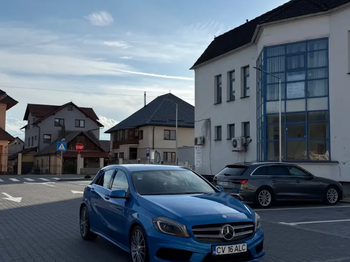 Mercedes-Benz A 180 W176