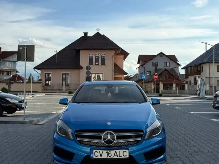Mercedes-Benz A 180 W176