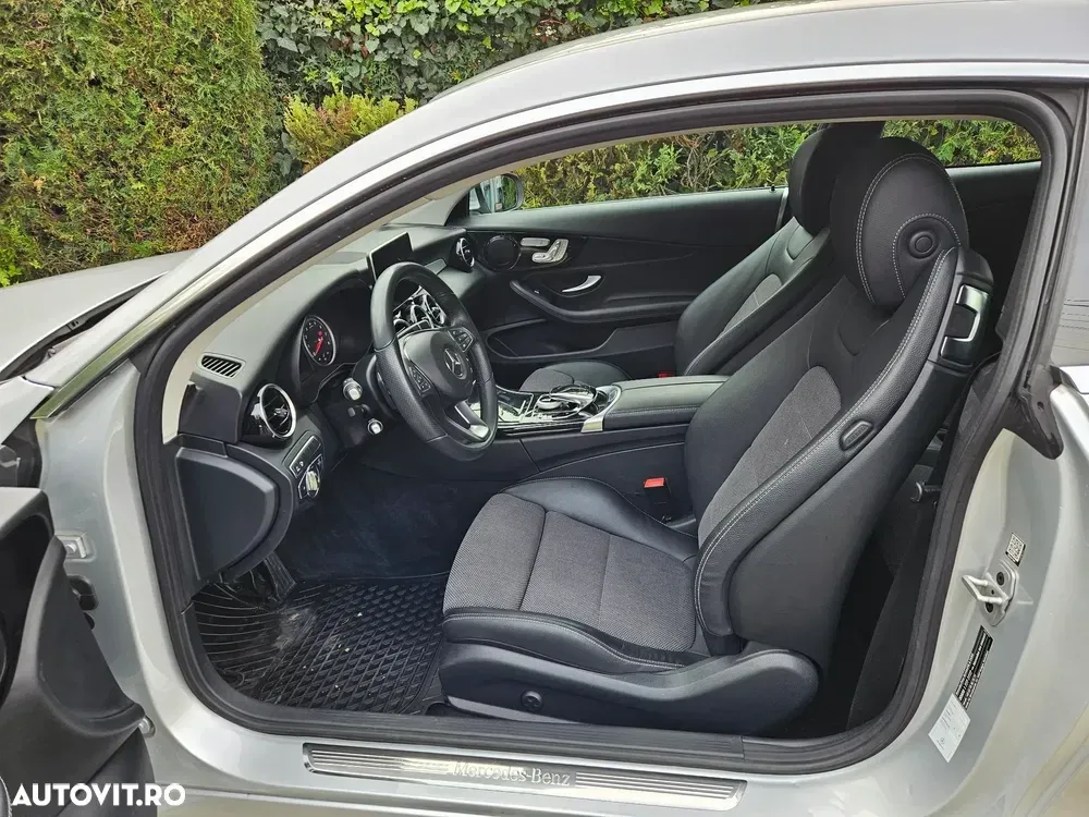 Mercedes-Benz C W205 180 9G-TRONIC Night Edition — imagine 3
