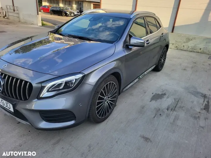 Mercedes-Benz GLA X156