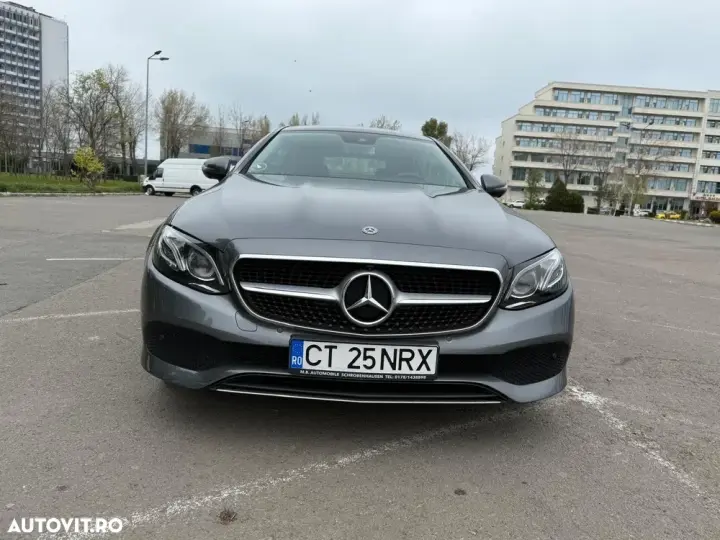 Mercedes-Benz E W213 220 d 4MATIC Aut.