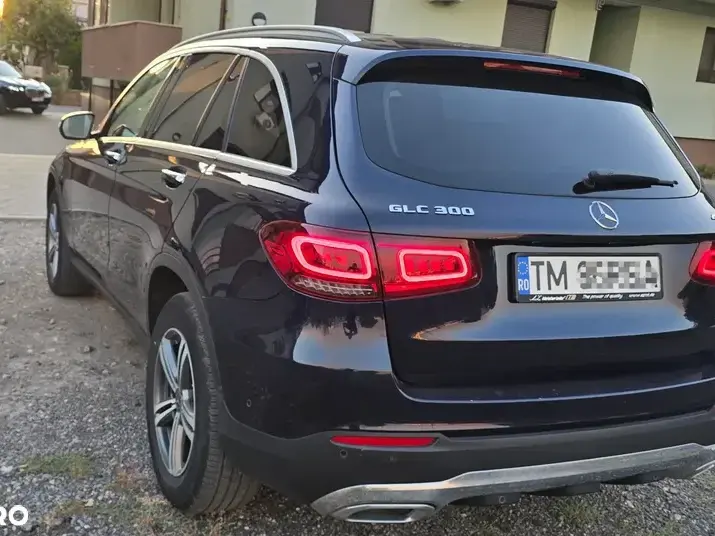 Mercedes-Benz GLC 300 4MATIC