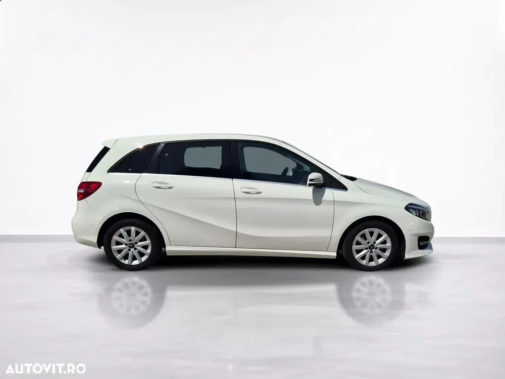 Mercedes-Benz B 180 W246 — imagine 6