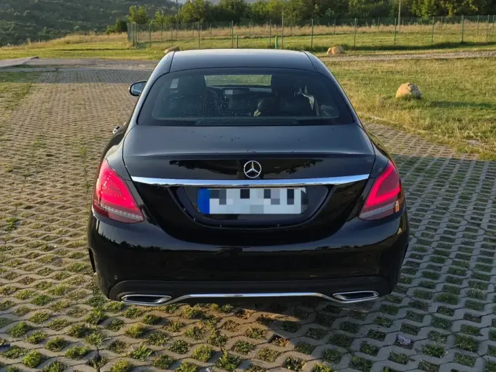 Mercedes-Benz C W205 220 d 9G-TRONIC AMG Line