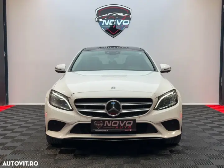 Mercedes-Benz C W205 300 d 4Matic 9G-TRONIC Avantgarde