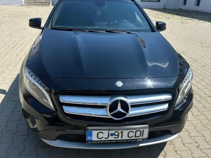 Mercedes-Benz GLA X156