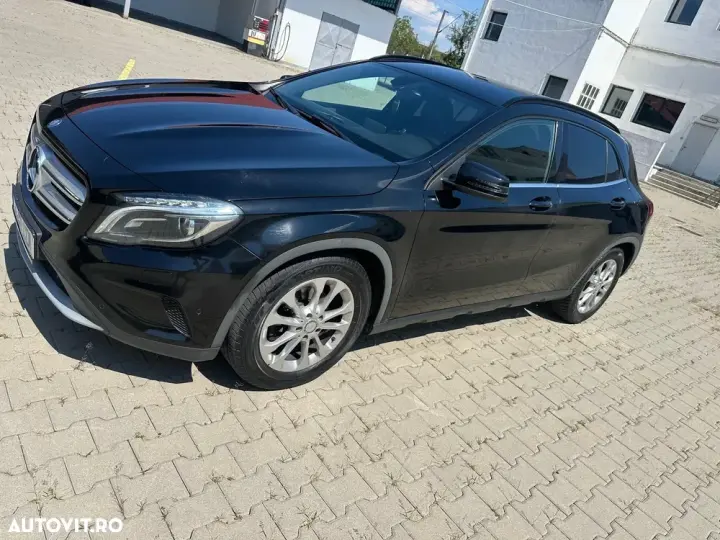 Mercedes-Benz GLA X156