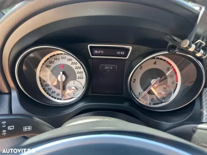 Mercedes-Benz GLA X156