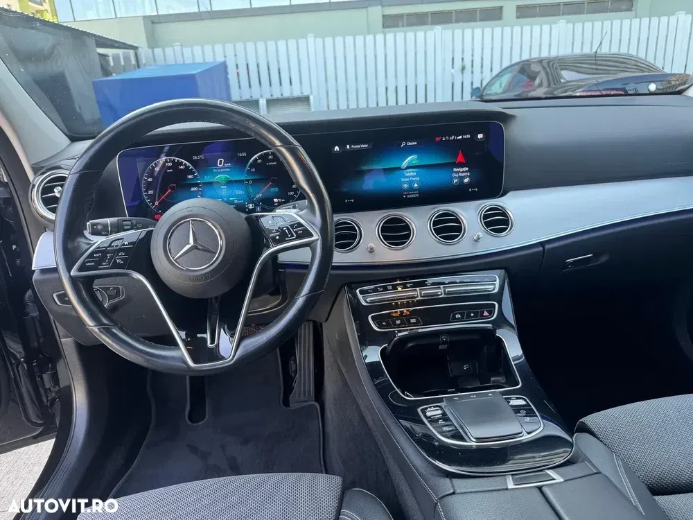 Mercedes-Benz E W213 300 4MATIC Aut. — imagine 4