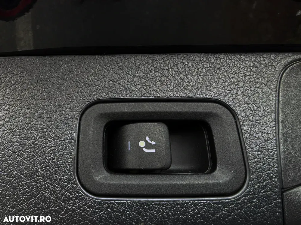 Mercedes-Benz GLB 200 d 4MATIC 8G-DCT Special Edition — imagine 5