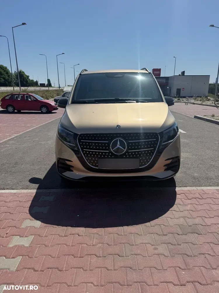 Mercedes-Benz V 300 d Lang 4Matic 9G-TRONIC Exclusive — imagine 2